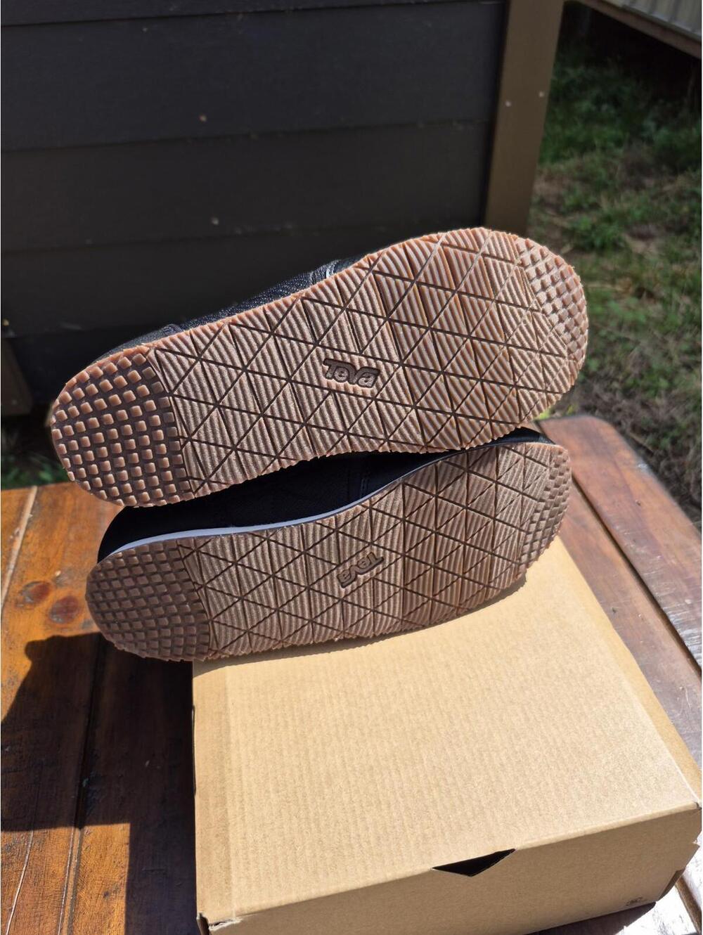 Teva Boys Reember Mid Moccasin Shoes US 5 Black Quilted Boots - Picture 5 of 6